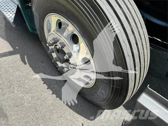 Kenworth T680 트랙터 유닛