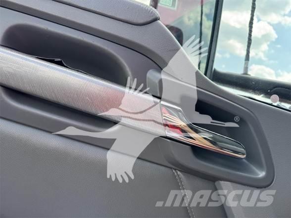 Kenworth T680 트랙터 유닛