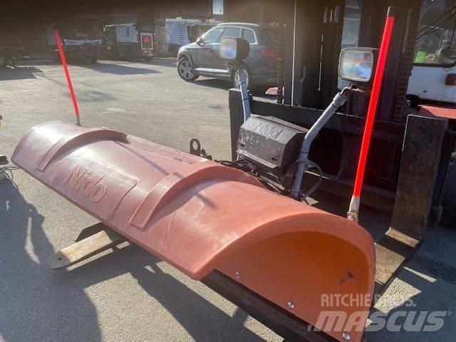 Nido SNK180 EPZ 제설 블레이드 및 제설기
