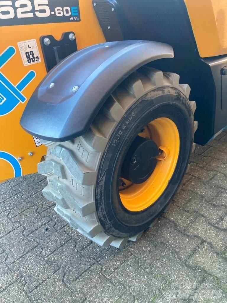 JCB 525-60 E 텔러 핸들러