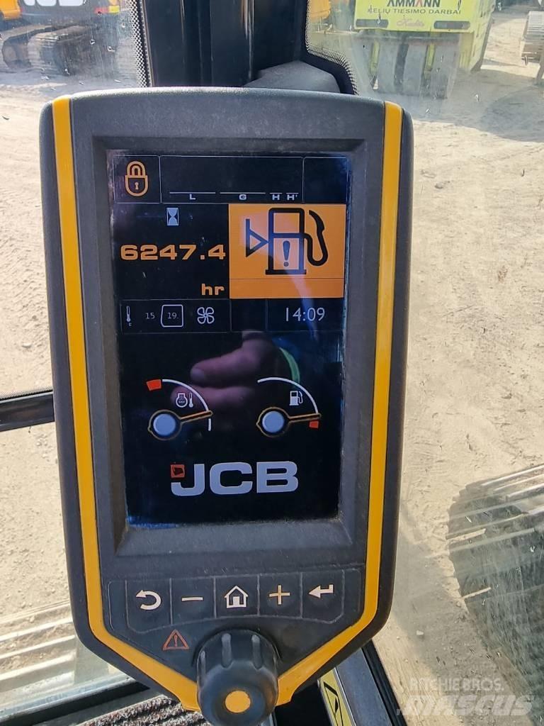 JCB JS 130 LC 대형 굴삭기 29톤 이상