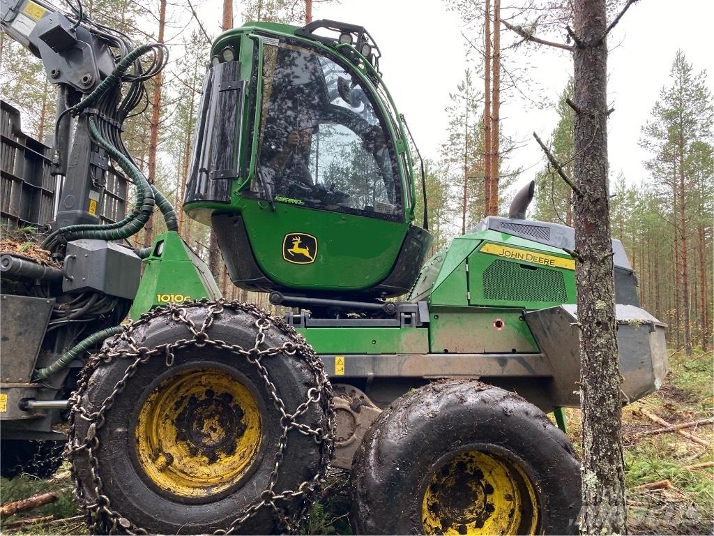 John Deere 1010G 원목 포워더