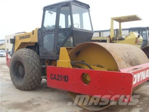 Dynapac CA 25 D 싱글 드럼 롤러