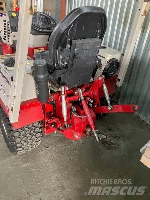 Ventrac 4500 Y 다목적 장비
