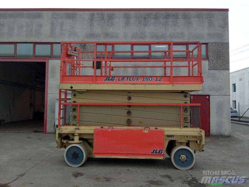 JLG 180-12 가위형 리프트