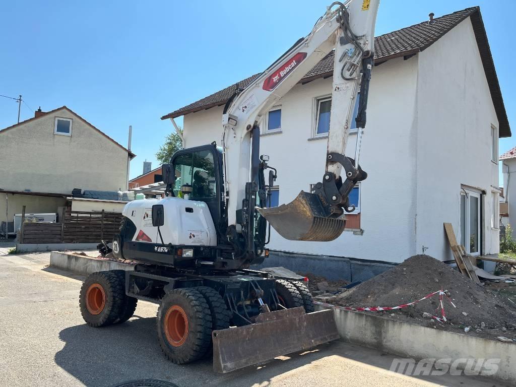 Bobcat E 57 W  휠 굴삭기