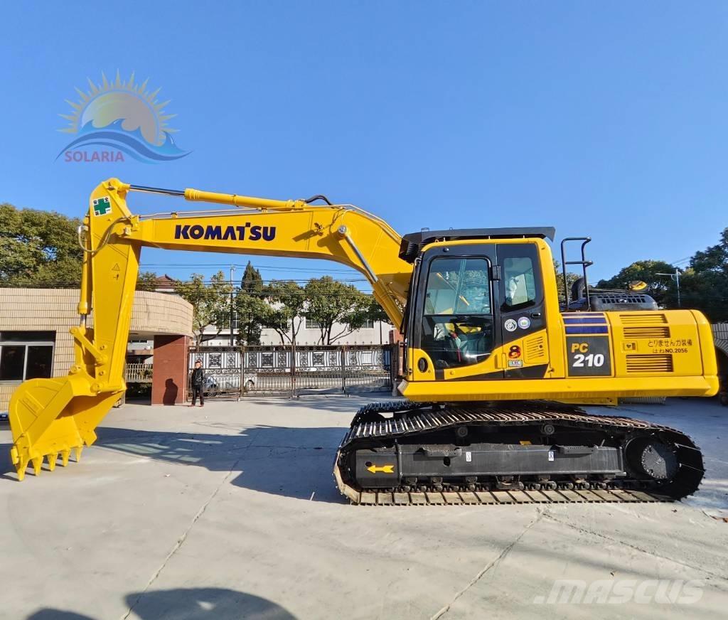 Komatsu PC 210-8 대형 굴삭기 29톤 이상