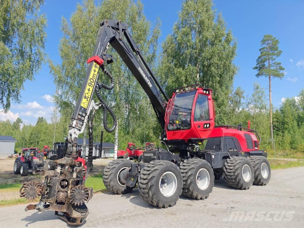 Komatsu 901 XC 원목 하베스터