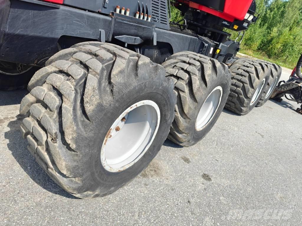 Komatsu 901 XC 원목 하베스터