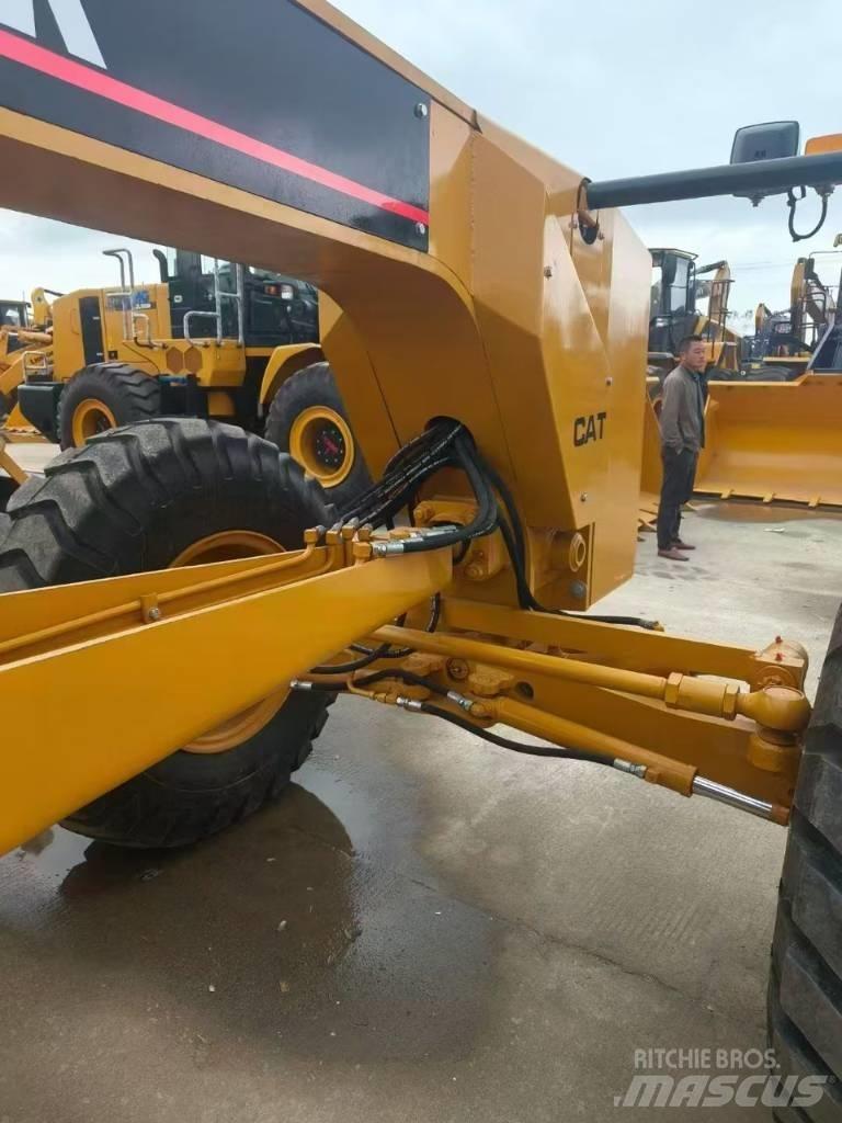 CAT 140K 그레이더