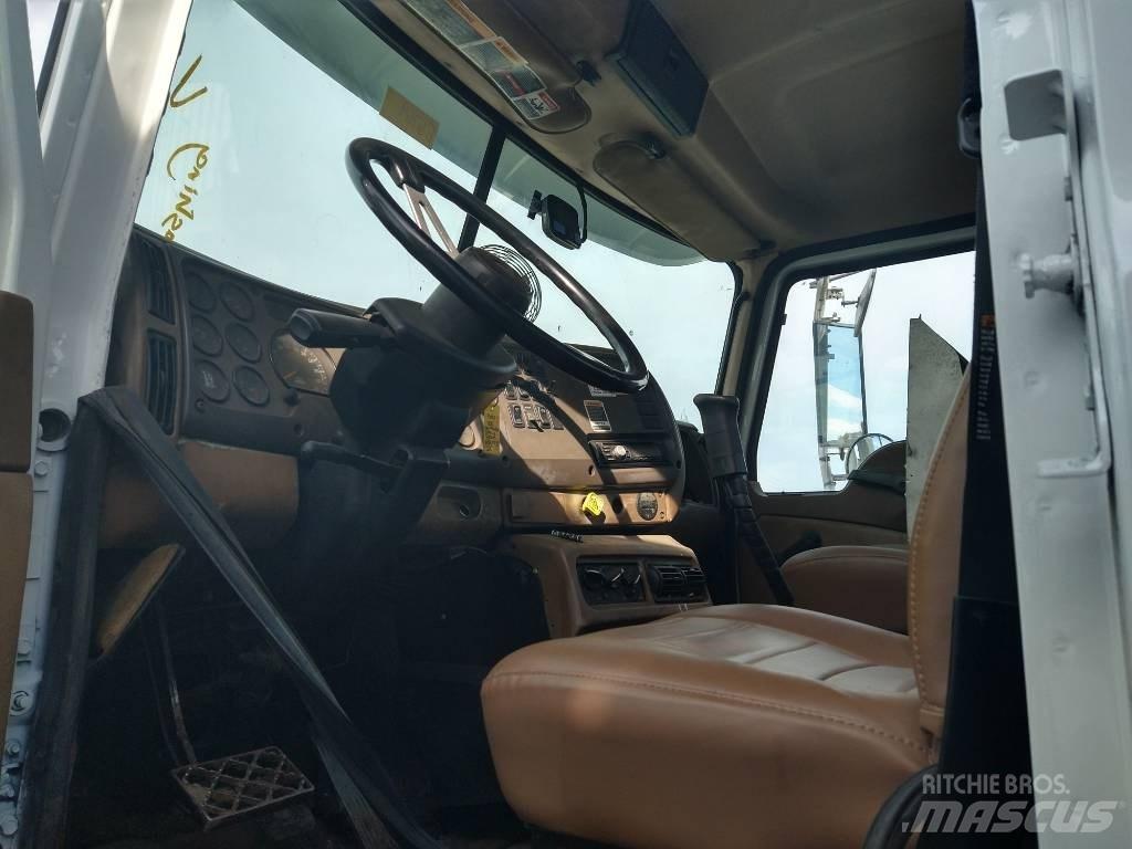 Mack Granite 폐기물 수거 트럭