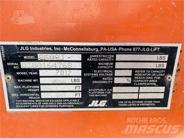 JLG 860 SJ 견인식 전동이동 리프트