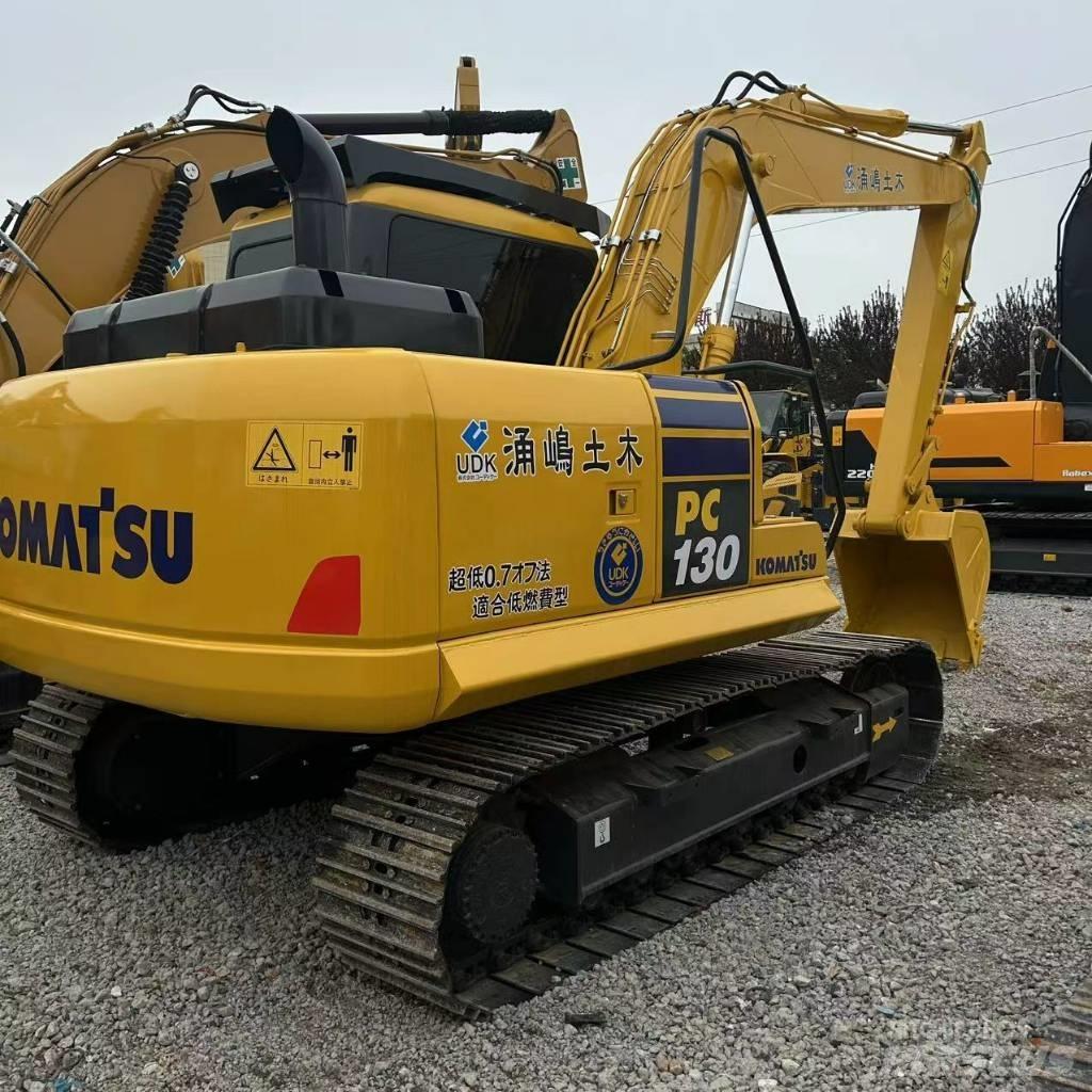 Komatsu 130-7 대형 굴삭기 29톤 이상