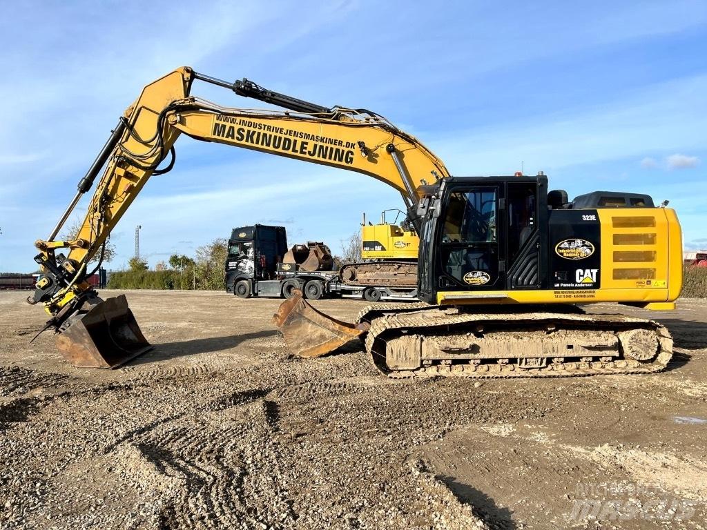 CAT 323 EL 대형 굴삭기 29톤 이상