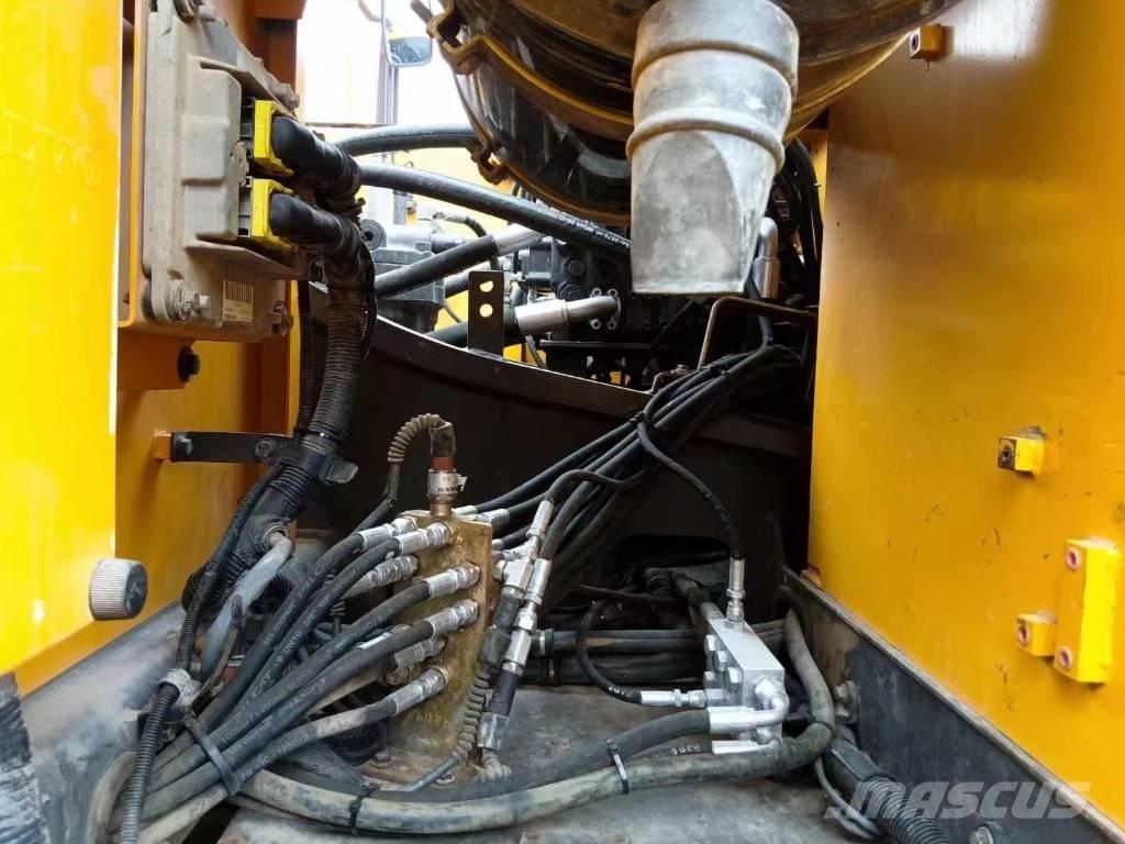 Volvo EC 300 D L 대형 굴삭기 29톤 이상