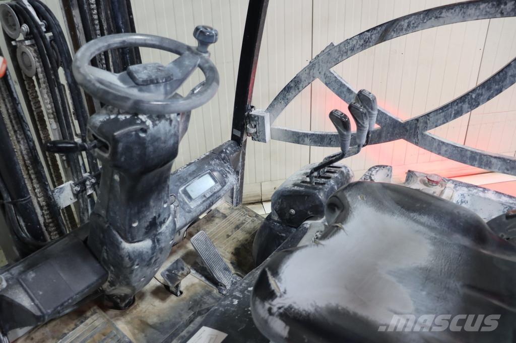 Doosan B18T-7 전동 지게차