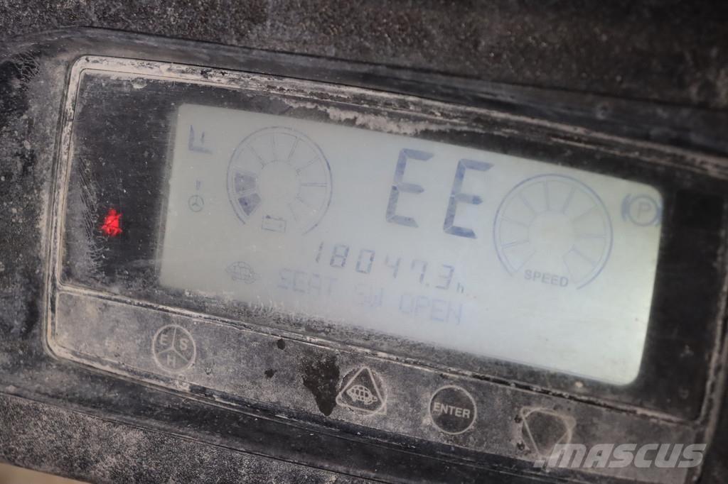 Doosan B18T-7 전동 지게차