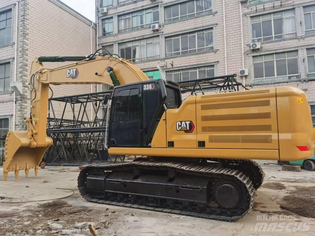 CAT 330 대형 굴삭기 29톤 이상