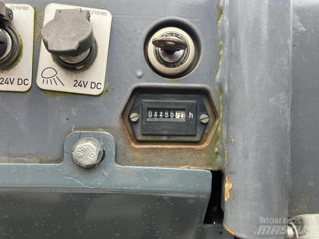 Vögele SUPER 800-3i 아스팔트 포장장비