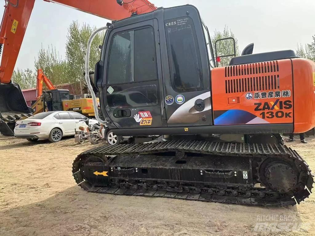 Hitachi 130 대형 굴삭기 29톤 이상