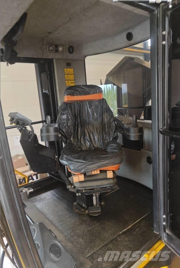 Tana GX520 폐기물 다짐기