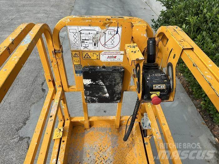 JCB S4550E 가위형 리프트