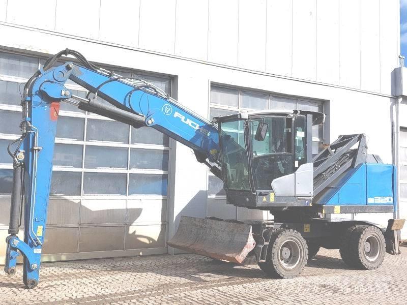 Fuchs MHL 320 F 폐기물/산업 처리기