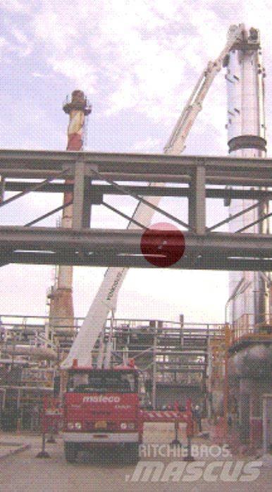 Bronto 350 트럭 탑재 고소작업대