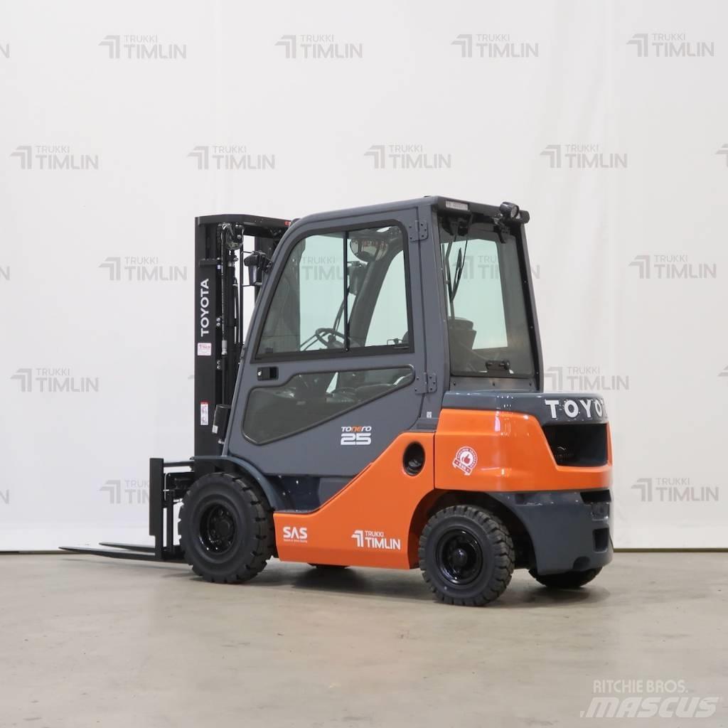 Toyota 52-8FDF25 디젤 지게차
