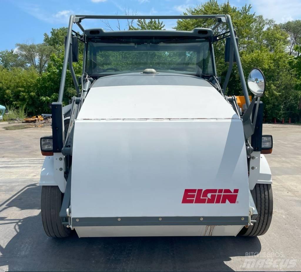 Elgin Pelican NP 청소 트럭