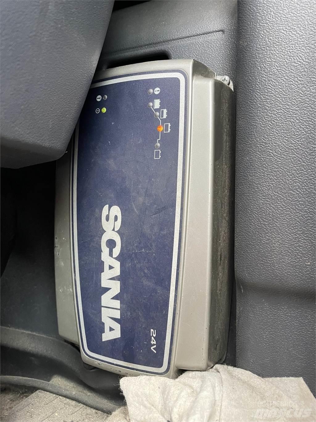 Scania R500 6x2 컨테이너 트럭