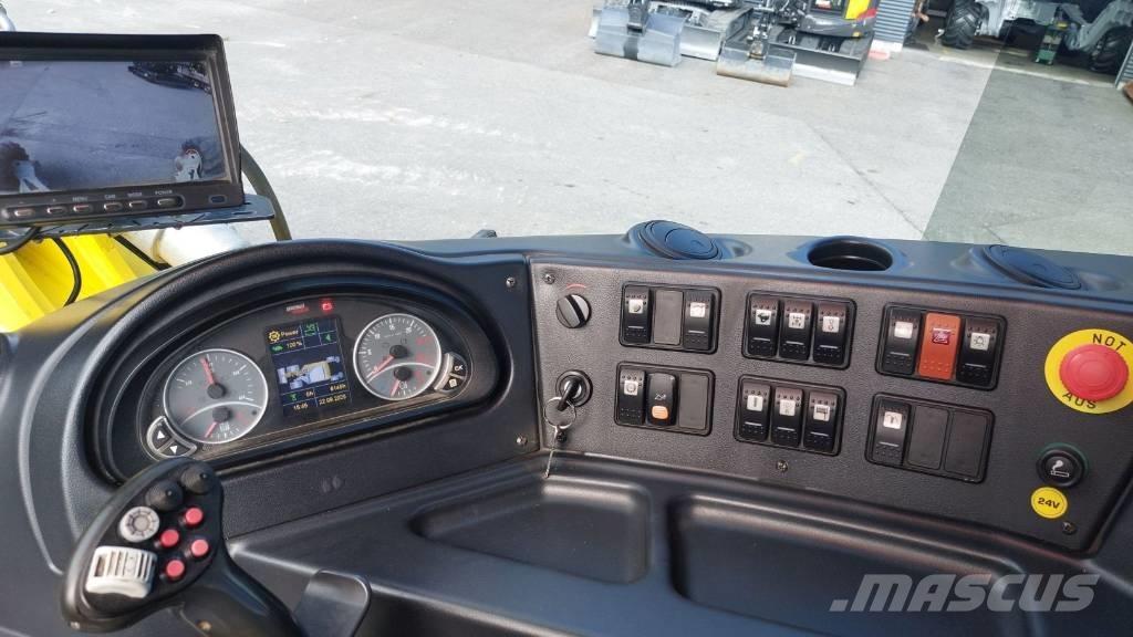 Menzi Muck M520  휠 굴삭기