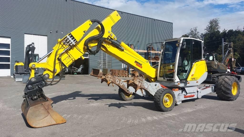 Menzi Muck M520  휠 굴삭기