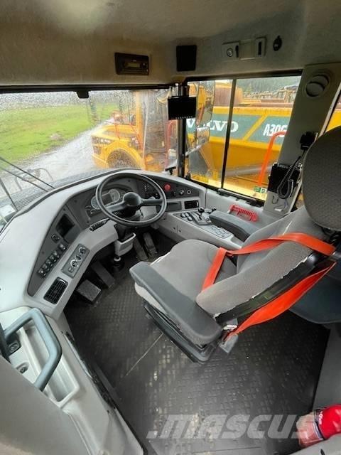 Volvo A30G 연결식 홀러