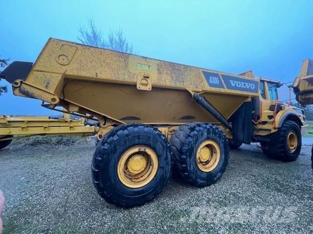Volvo A30G 연결식 홀러