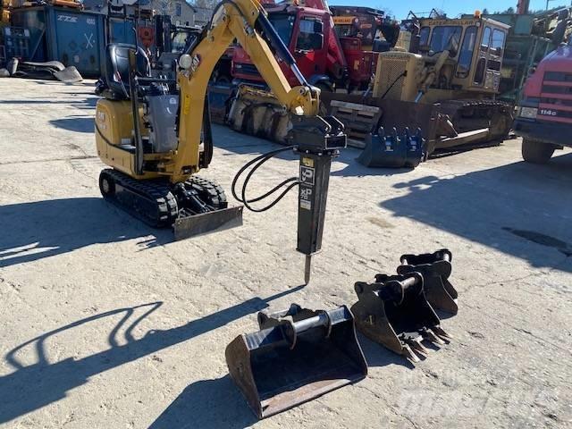 CAT 300.9 D 소형 굴삭기 7톤 미만
