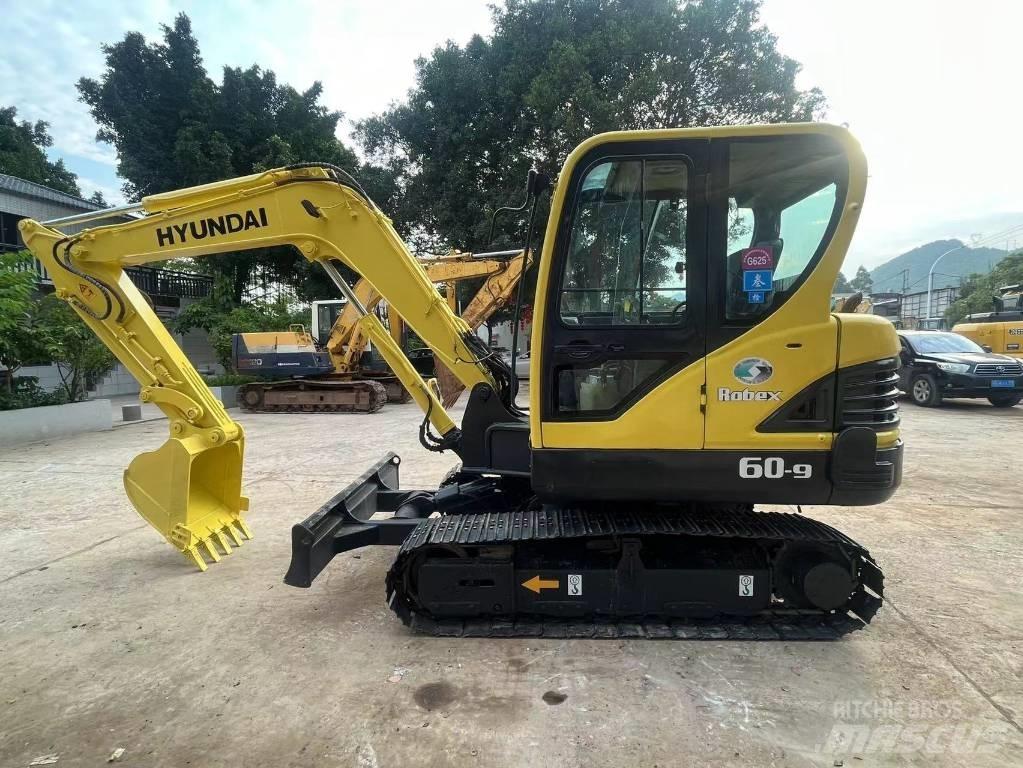 Hyundai R60-9 대형 굴삭기 29톤 이상
