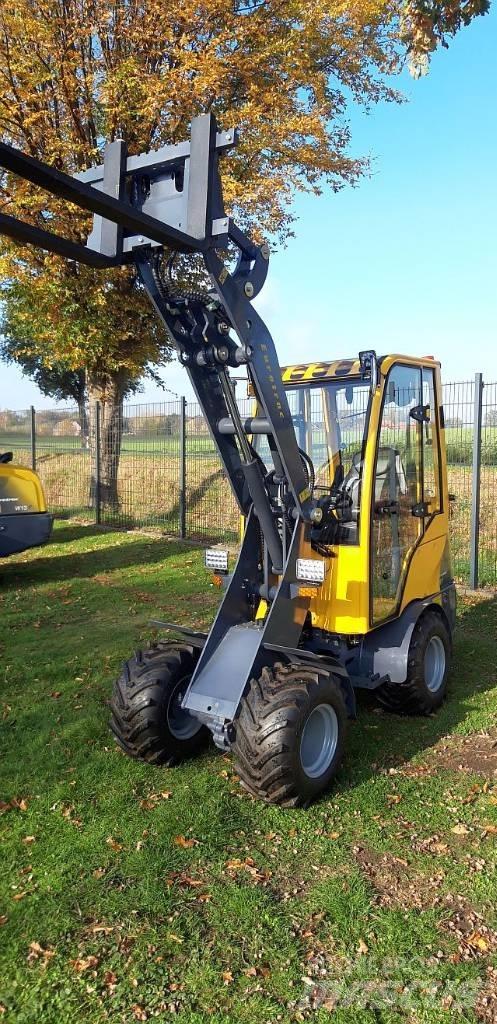 Eurotrac W11 프론트 로더 및 굴착기