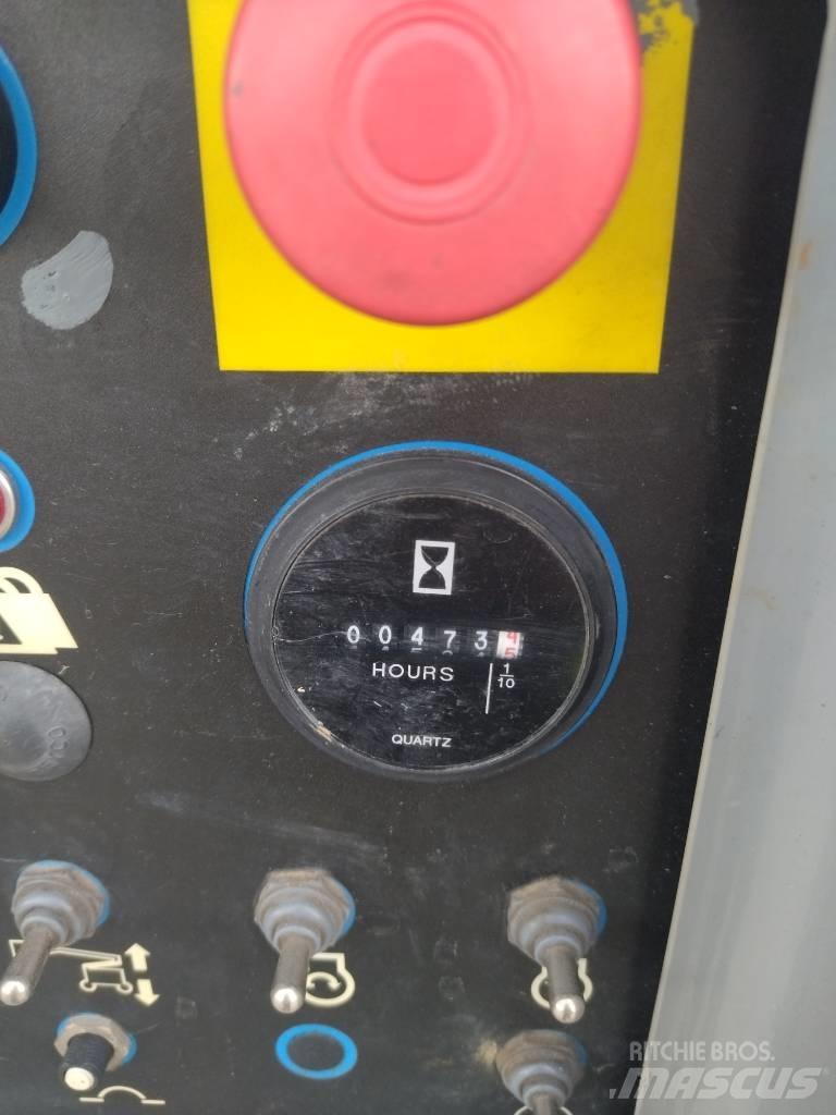 Genie Z 45/25 BI 관절형 전동이동 리프트