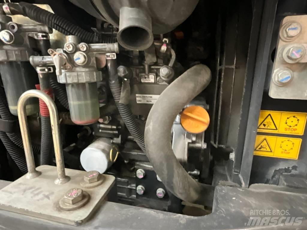 Hitachi ZX 19 U-5 A 소형 굴삭기 7톤 미만