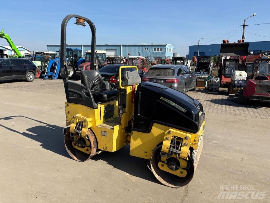 Bomag BW 100 AD-5 트윈 드럼 롤러
