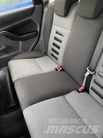 Ford Focus Turnier 자동차