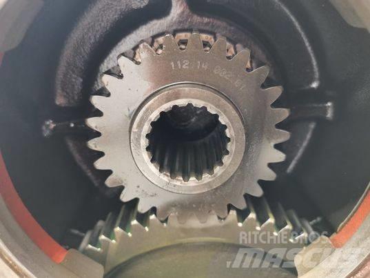 Komatsu WA 90 axle 차축