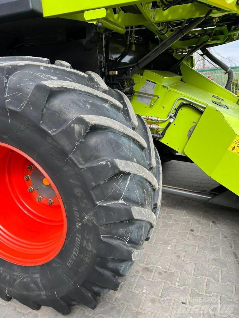 CLAAS Lexion 750 콤바인 수확기