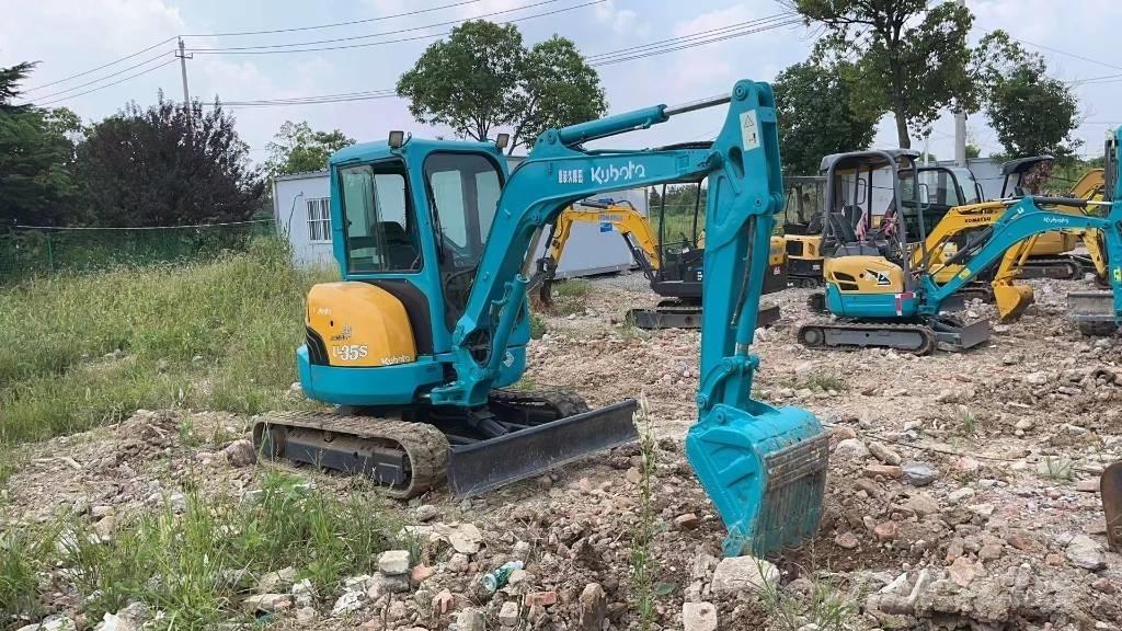 Komatsu U35 소형 굴삭기 7톤 미만