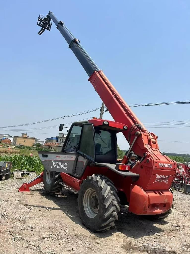 Manitou MT 1740 SL T  스키드로더