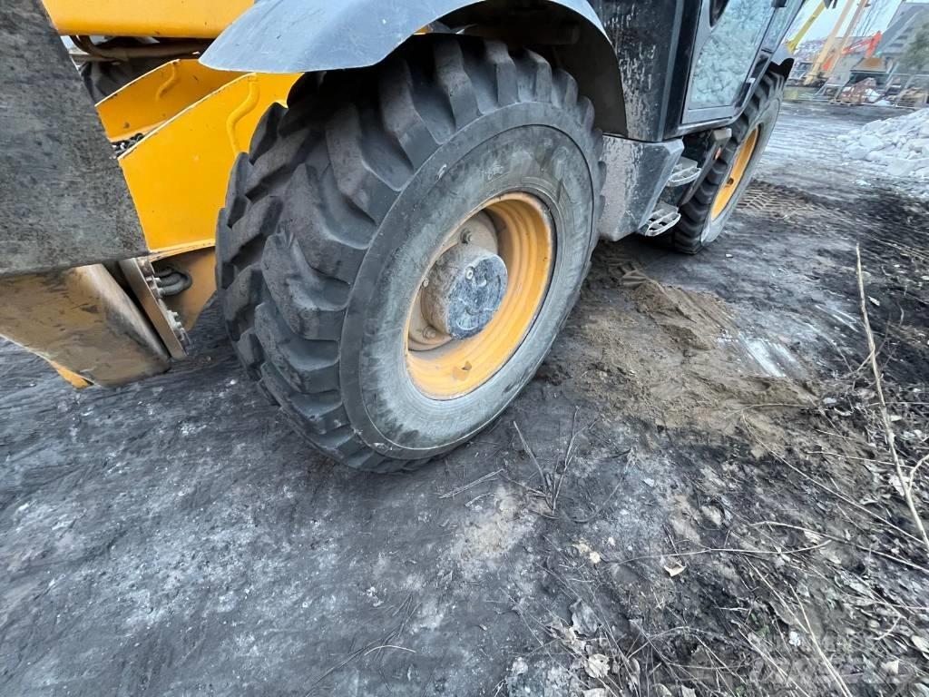 JCB 540-140 텔러 핸들러
