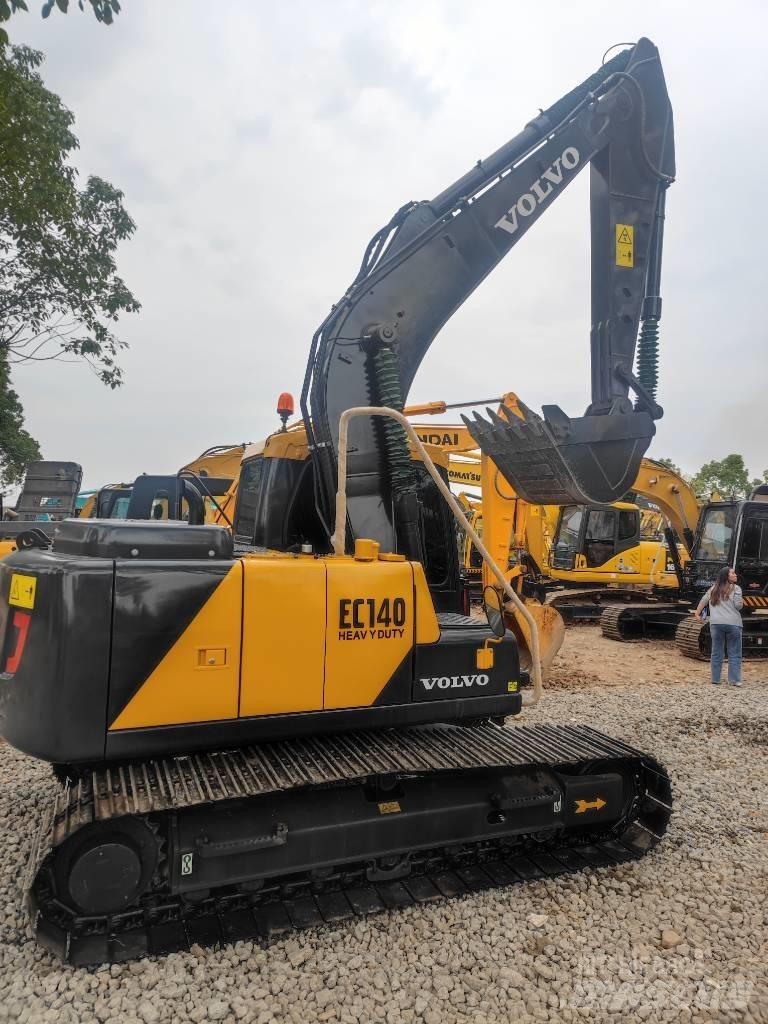 Volvo EC 140 대형 굴삭기 29톤 이상