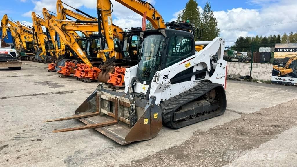 Bobcat T 770  스키드로더
