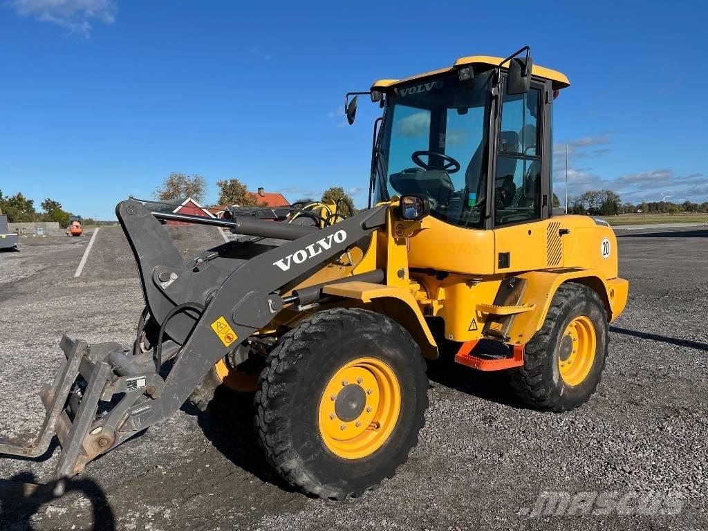 Volvo L 30 G  휠로우더